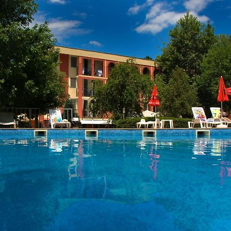 Rilena Hotel Kiten  Ngoại thất bức ảnh