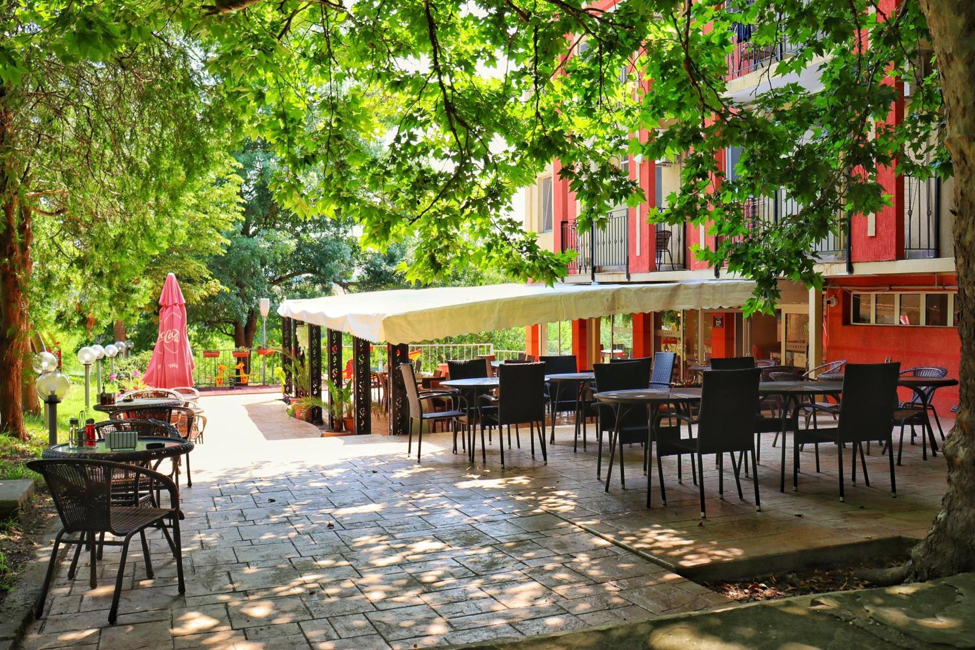 Rilena Hotel Kiten  Ngoại thất bức ảnh
