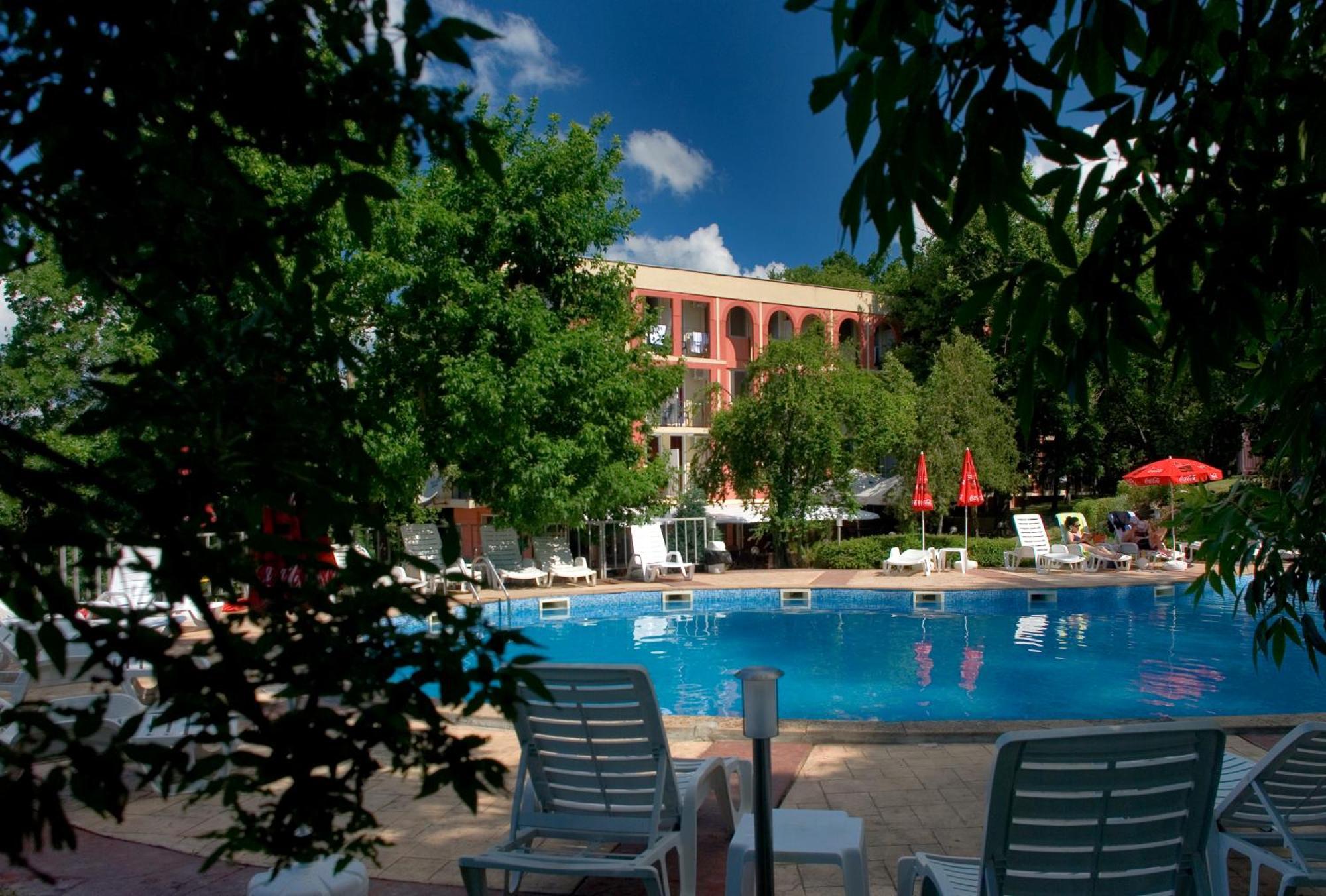 Rilena Hotel Kiten  Ngoại thất bức ảnh